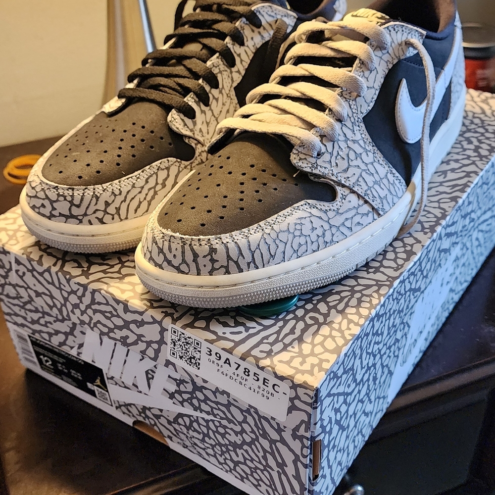 Jordan 1 Retro Low OG Tech Grey White